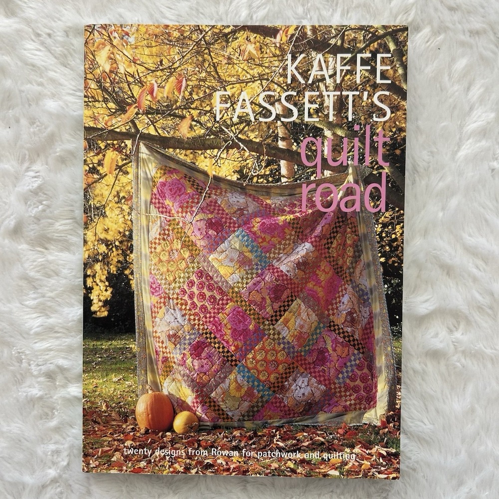 Lot of 5‎ Quilting Books by KAFFE FASSETT Patchwork Quilt Pillows Country Garden - Picture 6 of 13